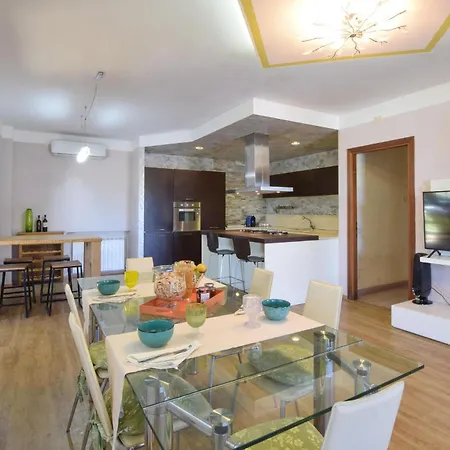 Gorgeous In Dom wakacyjny