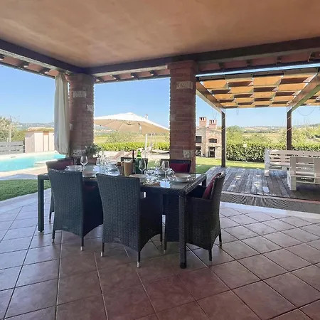 Gorgeous In Dom wakacyjny *